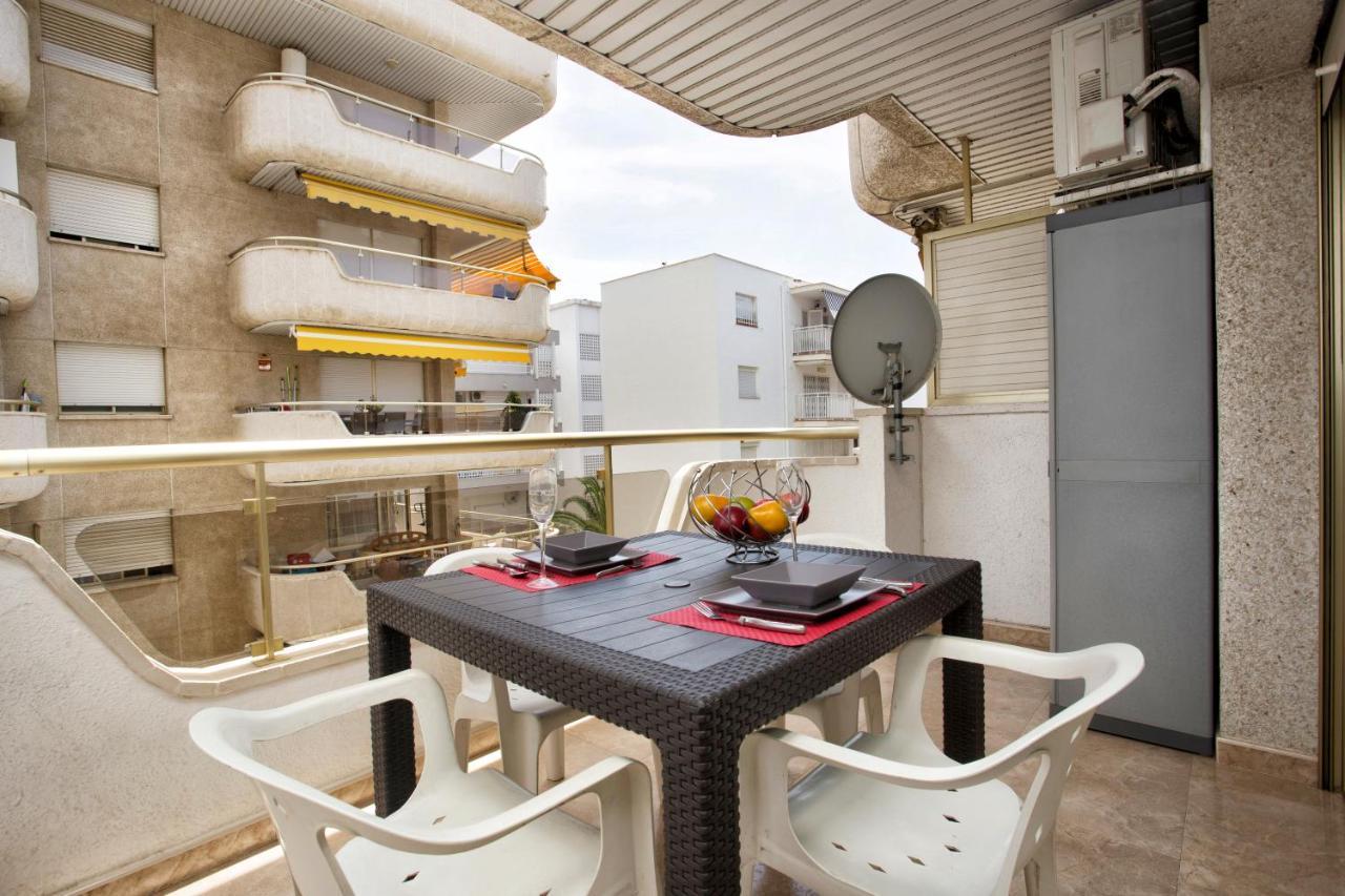 Salou Arquus Center Apartment Екстериор снимка