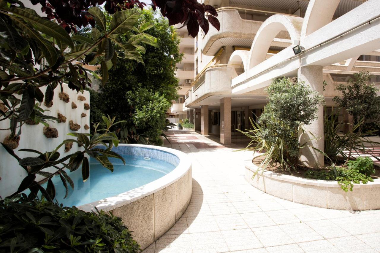 Salou Arquus Center Apartment Екстериор снимка