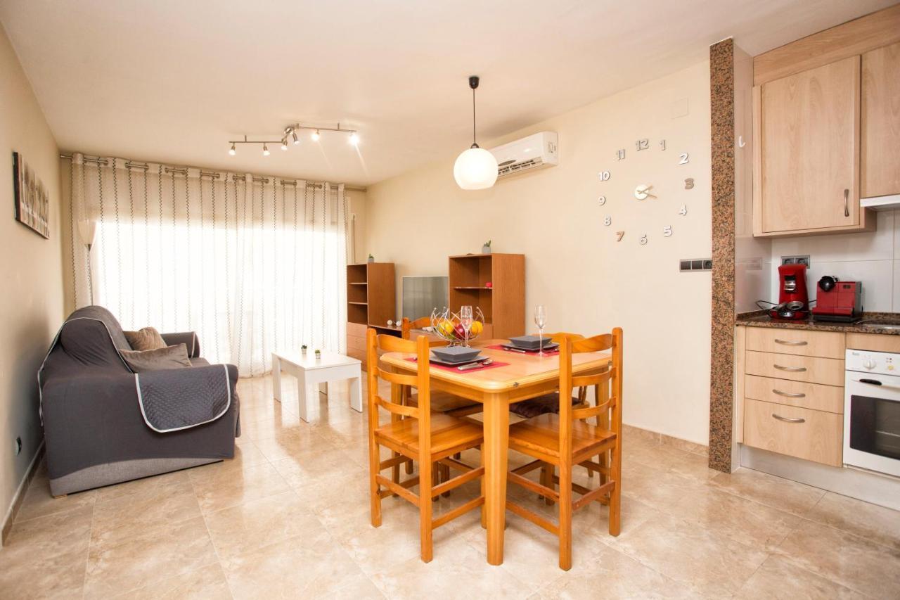 Salou Arquus Center Apartment Екстериор снимка